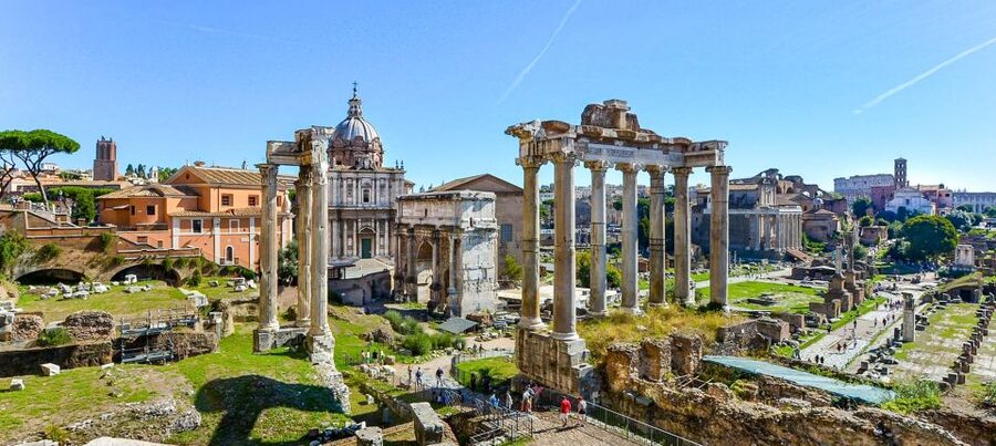 Rome: Colosseum, Roman Forum & Palatine Guided Tour - Palatine Hill: Panoramic Views and the Feeling of Status