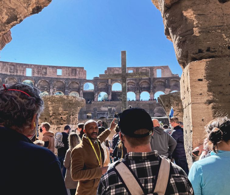 Rome: Colosseum, Roman Forum & Palatine Hill Group Tour - Guides, headsets, and crowd control that actually feels human