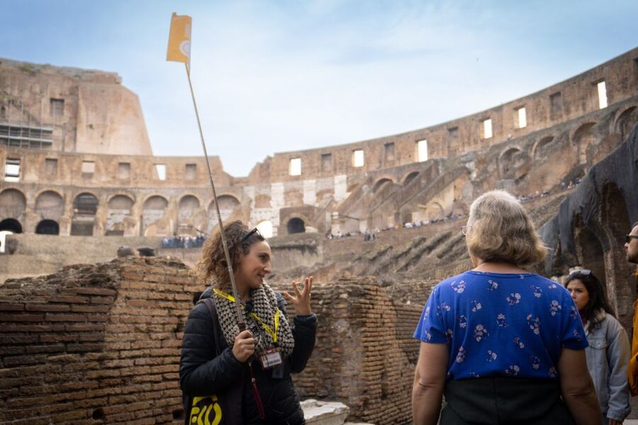 Rome: Colosseum, Roman Forum & Palatine Hill Group Tour - Meeting at the Arch of Constantine, then into the Colosseum