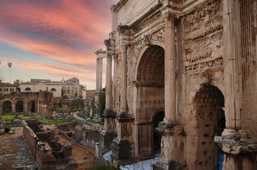 Rome: Colosseum, Roman Forum & Trajan's Market Exterior Tour - Trajan’s Column and Trajan’s Markets exterior: commerce meets power