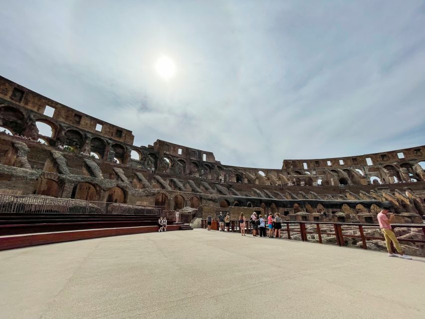 Rome: Colosseum Tour with Access to the Gladiator Arena - After the guided tour: your extra 30 minutes, then Forum and Palatine Hill