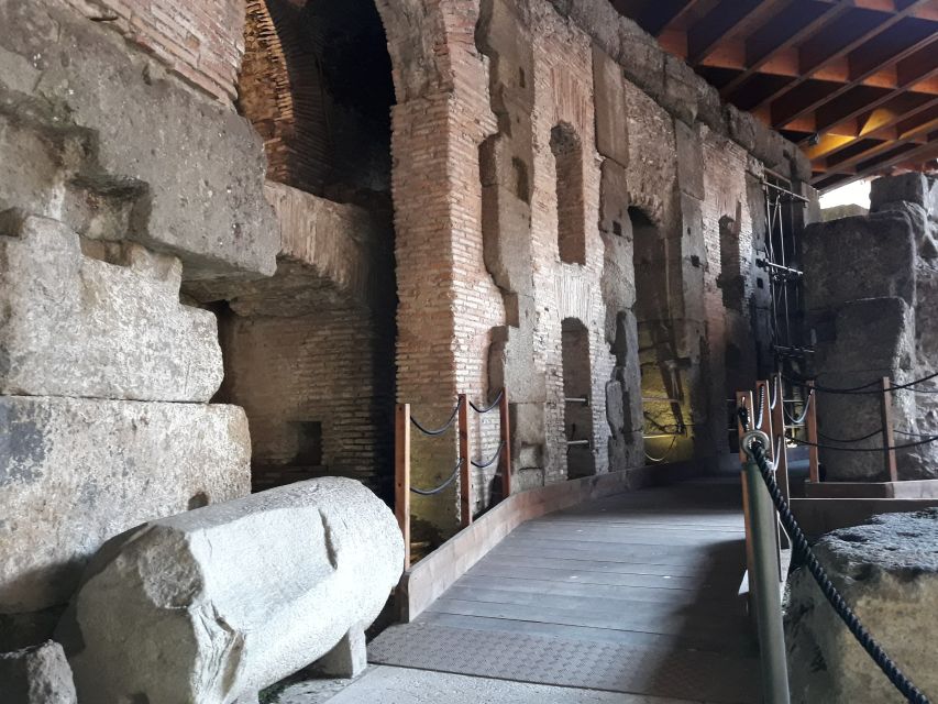 Rome: Colosseum Underground Small Group Guided Tour - Quick upper-level loop, then your full Palatine Hill and Roman Forum access