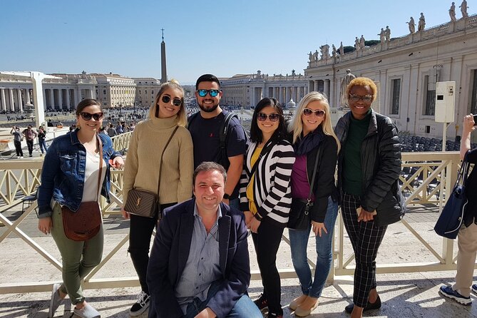 Rome: Complete Early Morning Vatican Tour | Small Group - Gallery of Tapestries: optical tricks you can spot while walking