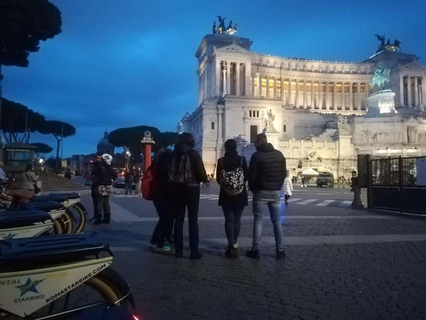 Rome: E-Bike Sunset Tour with Pizza Option - Colosseum at dusk, then the Roman Forum’s long shadows