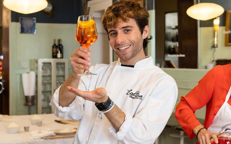 Rome: Enjoy Spritz and Pasta Making in Piazza Navona - Two Sauces, Two Flavor Directions