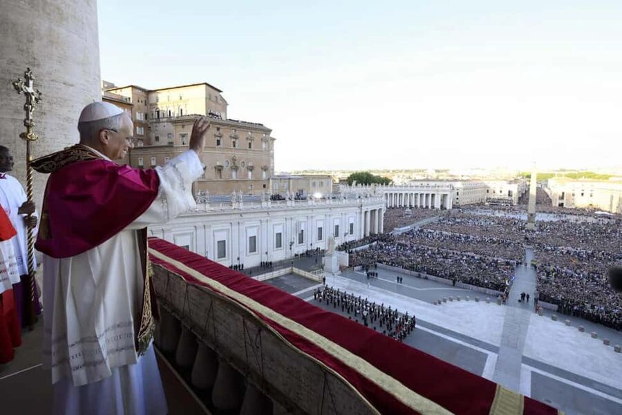 Rome: Escorted Papal Audience Experience with Entry Ticket - Queue management and security pacing that actually helps
