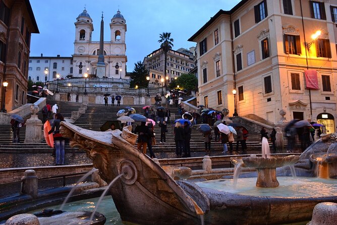 Rome Evening Panoramic Walking Tour Including Trevi Fountain and Spanish Steps - First stop: Piazza del Popolo and the feel of Rome at 7:00 pm