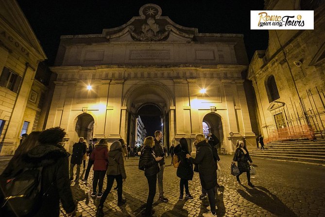 Rome Evening Panoramic Walking Tour Including Trevi Fountain and Spanish Steps - Piazza Navona: why this square works so well at night