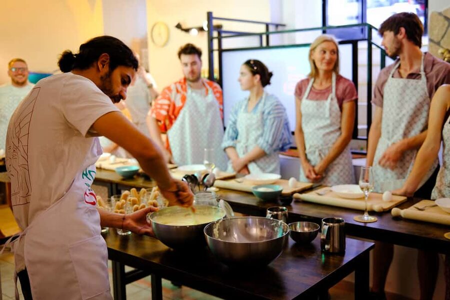 Rome: Family-Friendly Pasta and Tiramisu Cooking Class - The drinks and the meal: Prosecco, wine, and limoncello