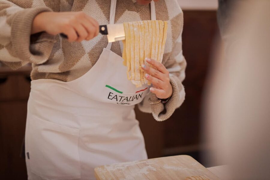Rome: Fettuccine Pasta Cooking Class in Rome's City Center - Key Things I’d Book This For
