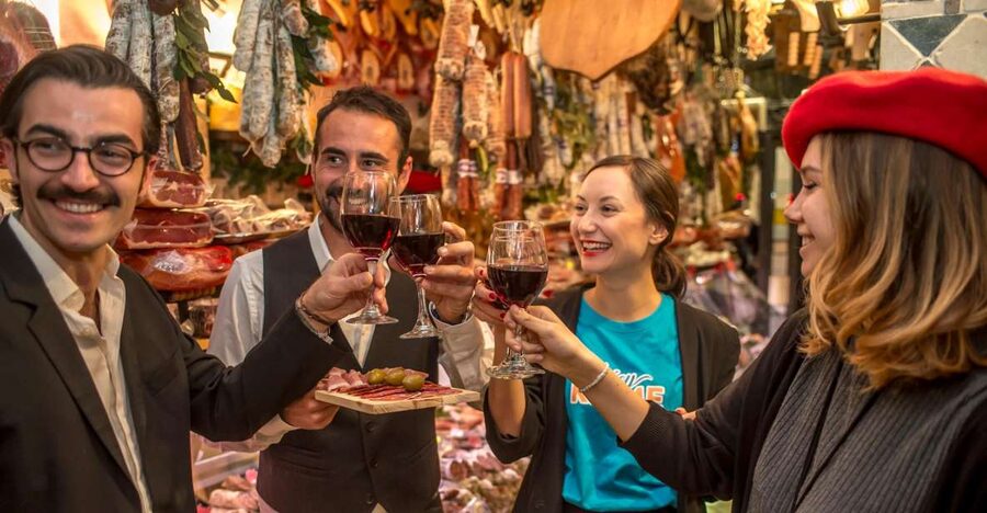 Rome: Food Tour and Wine Tasting in a Traditional Trattoria - Rome’s best bites start in Campo de’ Fiori, then swing to Trastevere
