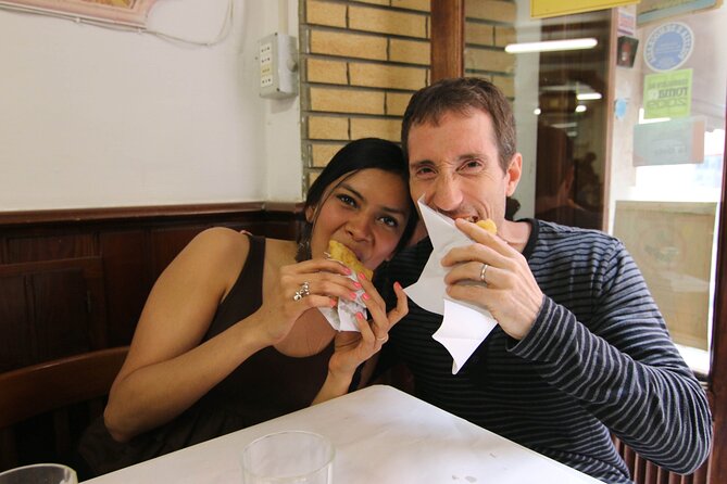 Rome Food Tour: Hidden Gems of Trastevere with Dinner & Wine - Stop 4: Organic Gelato and How to Choose a Good Scoop