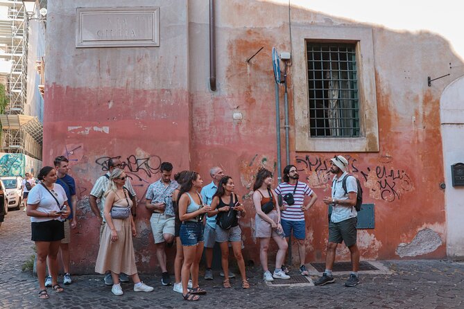 Rome Food Tour & Wine: Trastevere & Campo de' Fiori Like a Local - Starting in Piazza Farnese, then eating your way into Roman life