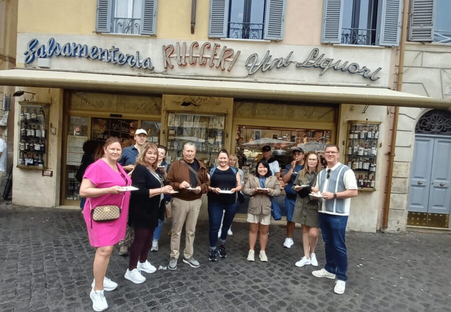 Rome: Food & Wine Tour of Campo de Fiori, Ghetto, Trastevere - Price and value: why $81 can make sense in Rome