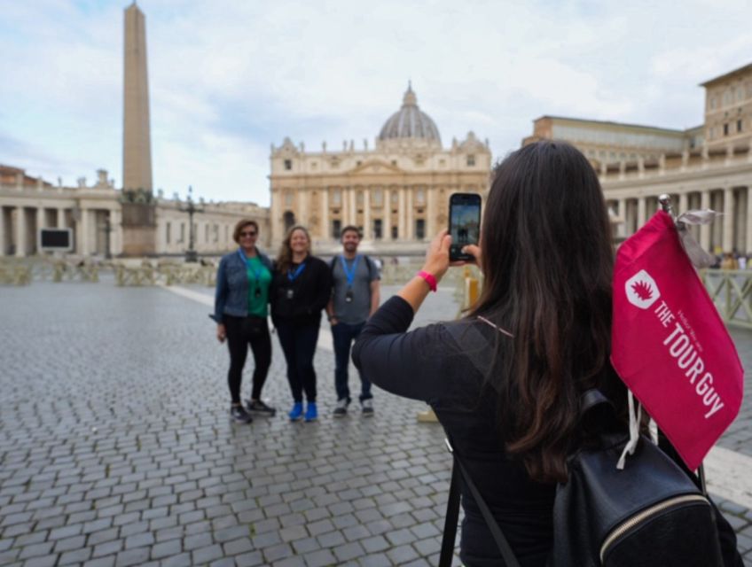 Rome: Full-Day Colosseum, Vatican Museums & City Center Tour - Raphael’s Rooms and the Gallery of Maps stop