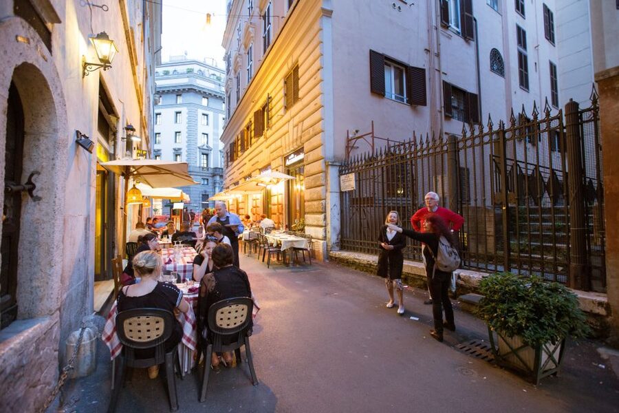 Rome: Guided City Center Evening Sightseeing Walking Tour - Key things to know before you go