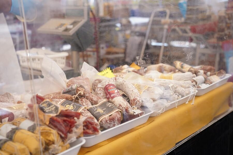 Rome: Guided City Food Tour by Vespa and Tastings - Pizza or trapizzino: your first big Roman bite