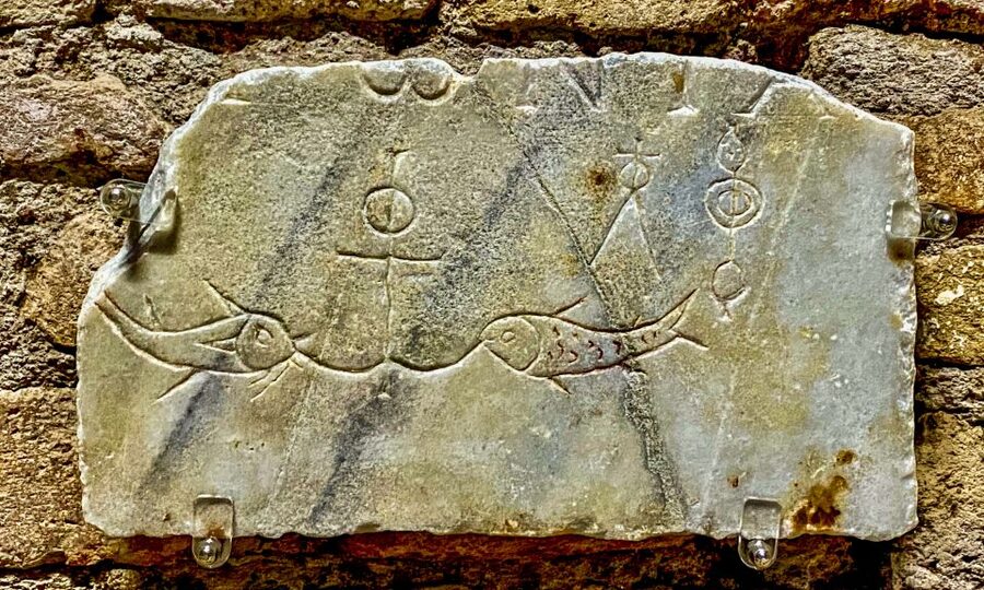Rome: Guided Roman Catacombs Tour with Transfers - Meet Via Francesco Giambullari 4 and the smooth minivan transfer