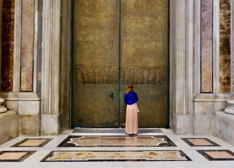 Rome: Guided Tour of St. Peter's Basilica with Dome Climb - From Meeting Point to Saint Peter’s Square Photo Stop