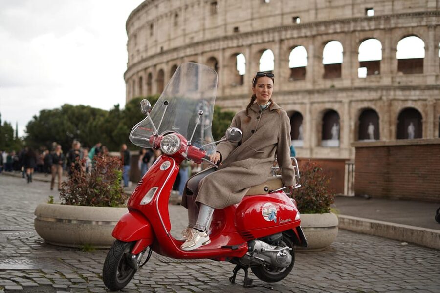 Rome: Guided Vespa Tour with Photo Stops - Key highlights