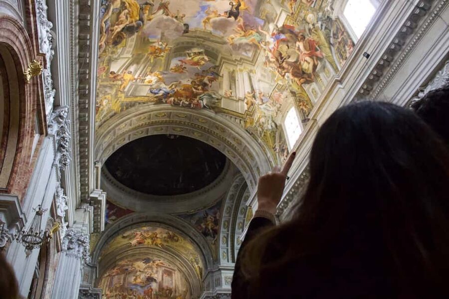 Rome: Guided Walking Tour in English or Spanish - The Pantheon: 20 minutes to see beyond the postcard