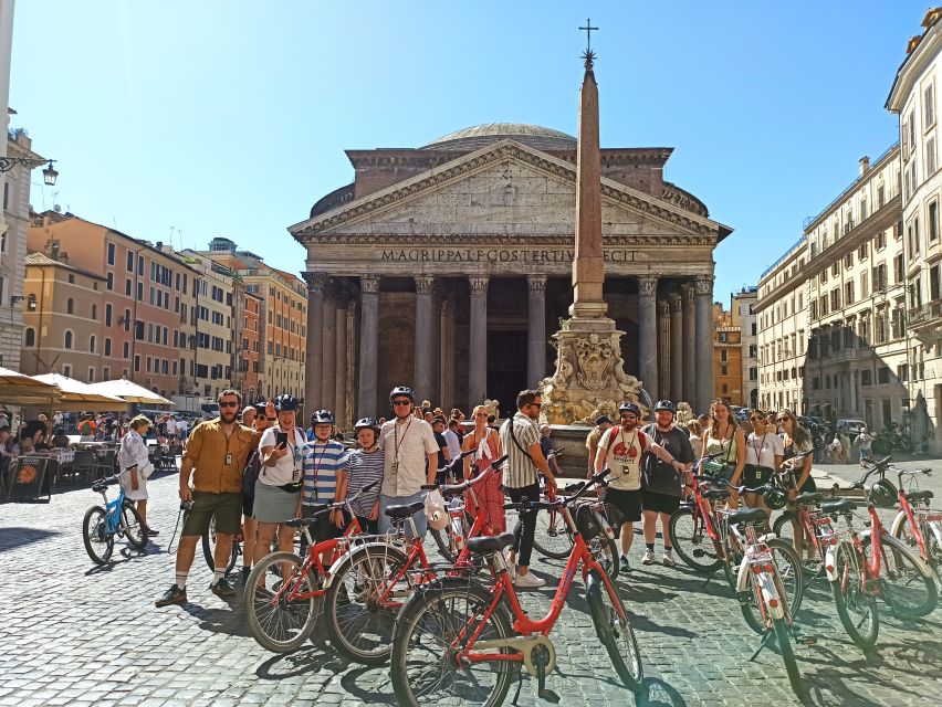 Rome: Highlights Bike Tour - Pantheon and Piazza Navona: classic Rome you can read from the street