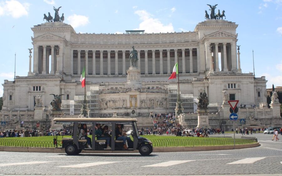 Rome: Night Tour of the City by Golf Cart (Private option) - Key things I’d highlight