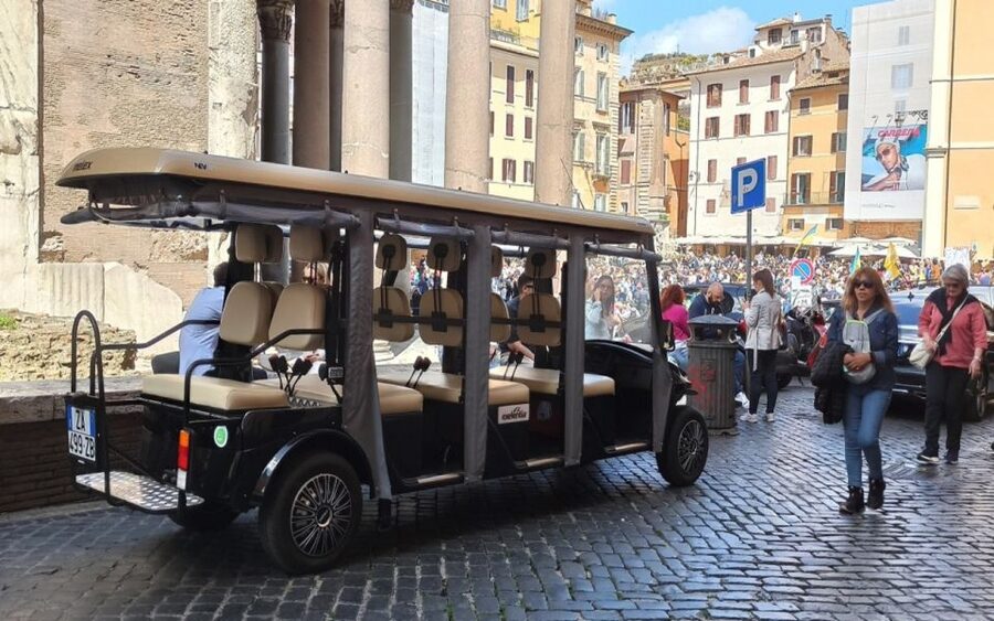 Rome: Night Tour of the City by Golf Cart (Private option) - The best part: how the guide changes the whole trip
