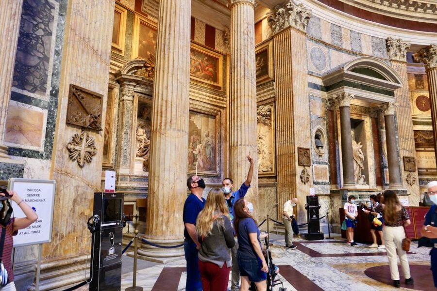 Rome: Pantheon Small Group Tour and Skip-the-Line Ticket - The Nearby Walk: Minerva, Hadrian, and Piazza Navona