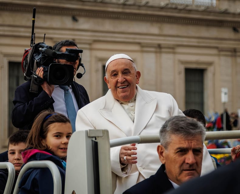 Rome: Papal Audience Tour With Reserved Access - Key things that make this Papal Audience tour work
