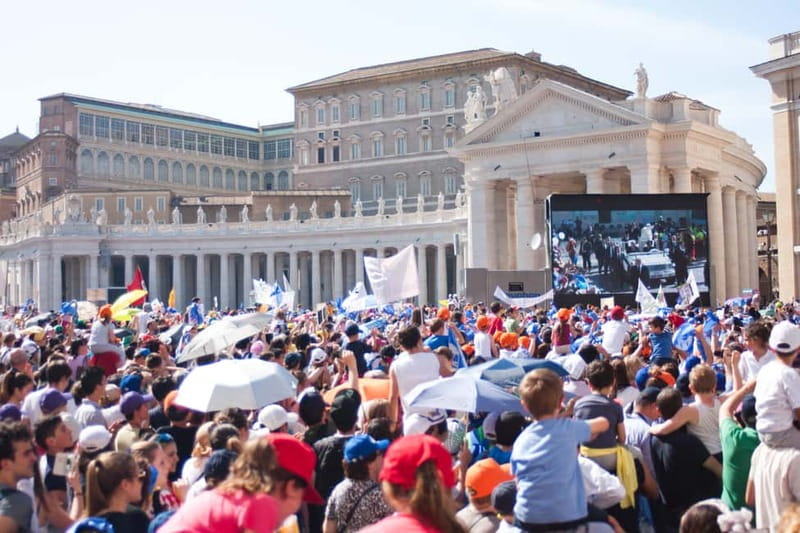 Rome: Papal Audience with Pope Leo IV - The walk in: meeting at Tours About and getting oriented fast