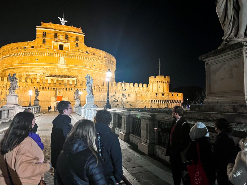 Rome: Paranormal Night Walking Tour & Secret Backstreets - Starting at Campo de’ Fiori, Giordano Bruno in the spotlight