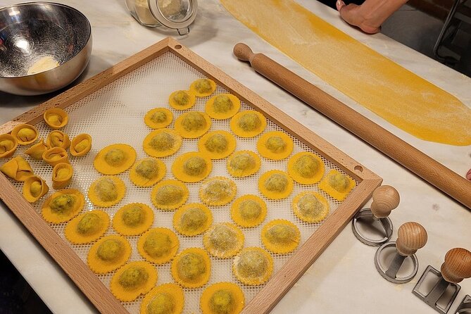 Rome Pasta Making Class with Italian Sauces and Wine Included - Drinks, portion reality, and why you should come hungry