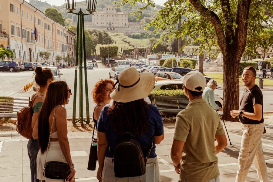 Rome: Pasta Making with Wine Tasting and Dinner in Frascati - Wine tasting with local snacks, Frascati style