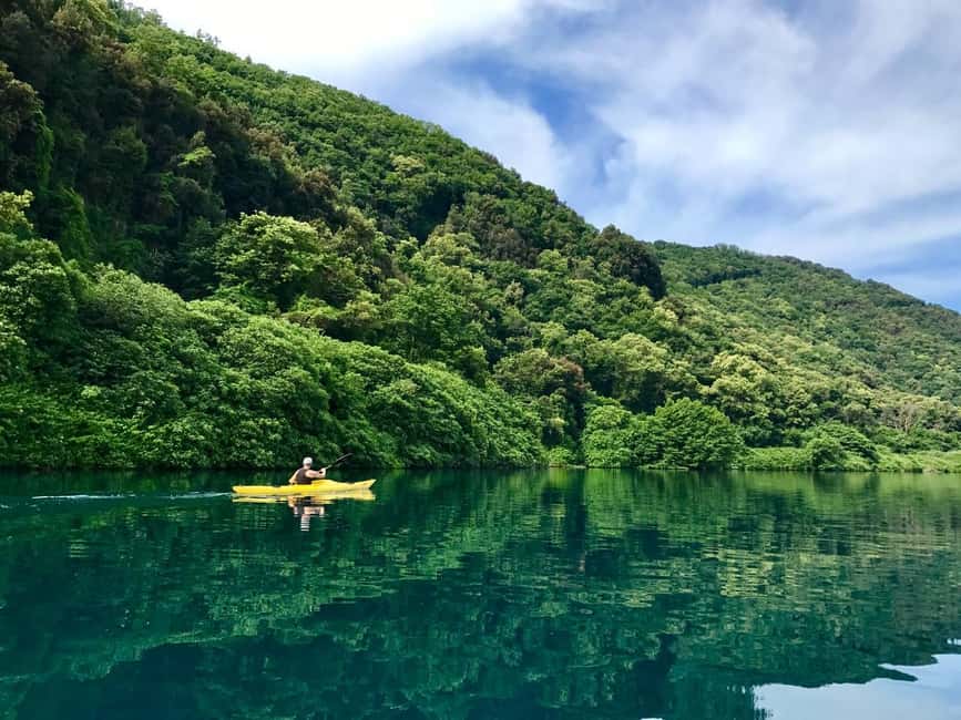 Rome: Popes' Lake, Kayak Tour with Swimming & Roman Pizza - First Paddle on Lake Albano, with Castel Gandolfo in View