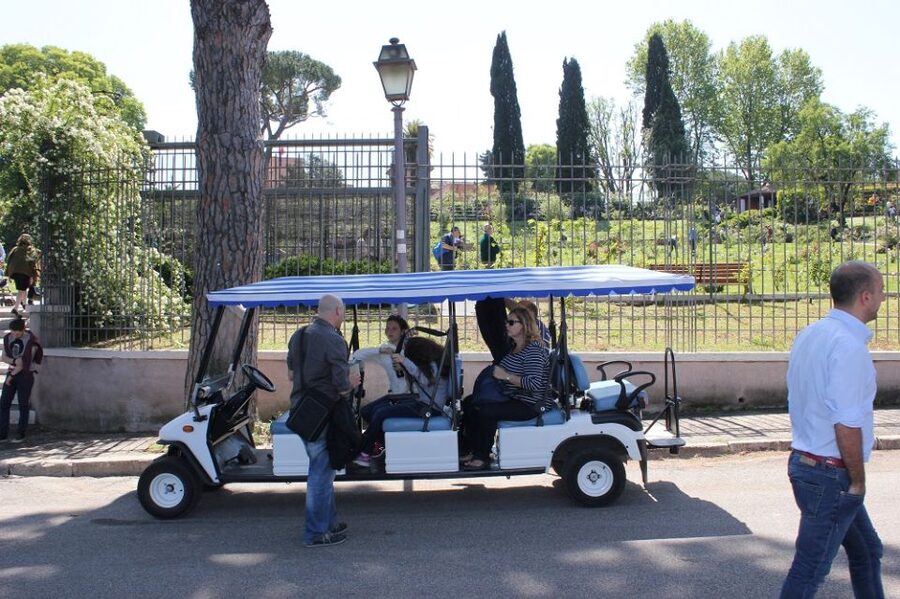 Rome: Private Guided City Highlights Tour by Golf Cart - Price and value: what $198.25 buys you in Rome