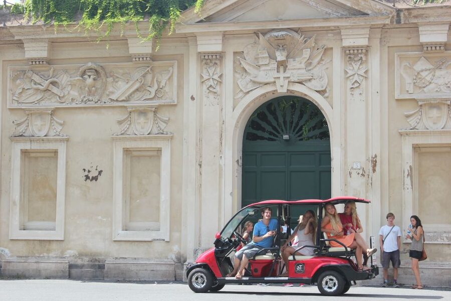 Rome: Private Guided City Highlights Tour by Golf Cart - Aventine Hill, the Knights of Malta, and an orange grove
