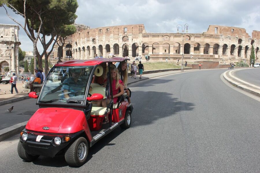 Rome: Private Guided City Highlights Tour by Golf Cart - Starting at Piazza del Popolo and getting oriented fast