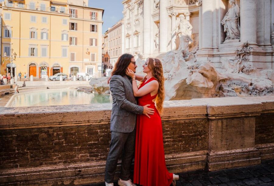Rome: Private Photoshoot at the Trevi Fountain - What If Trevi Is Crowded, Blocked, or Not Running