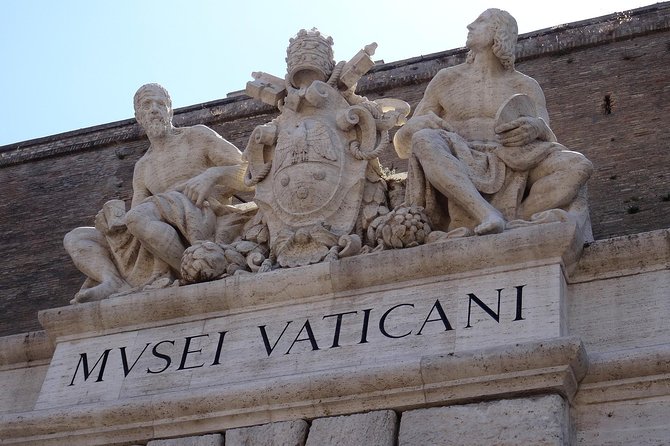 Rome: Skip-the-Line Vatican Museums and Sistine Chapel Tour - Getting moving fast inside the Vatican Museums