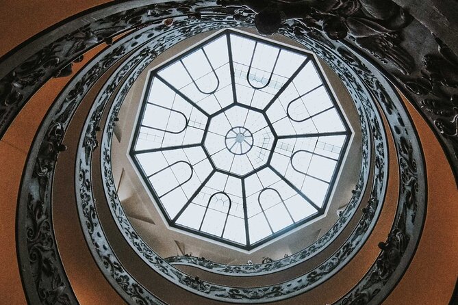 Rome: Skip-the-Line Vatican Museums and Sistine Chapel Tour - Meeting at Via Santamaura, what to bring, and what not to bring