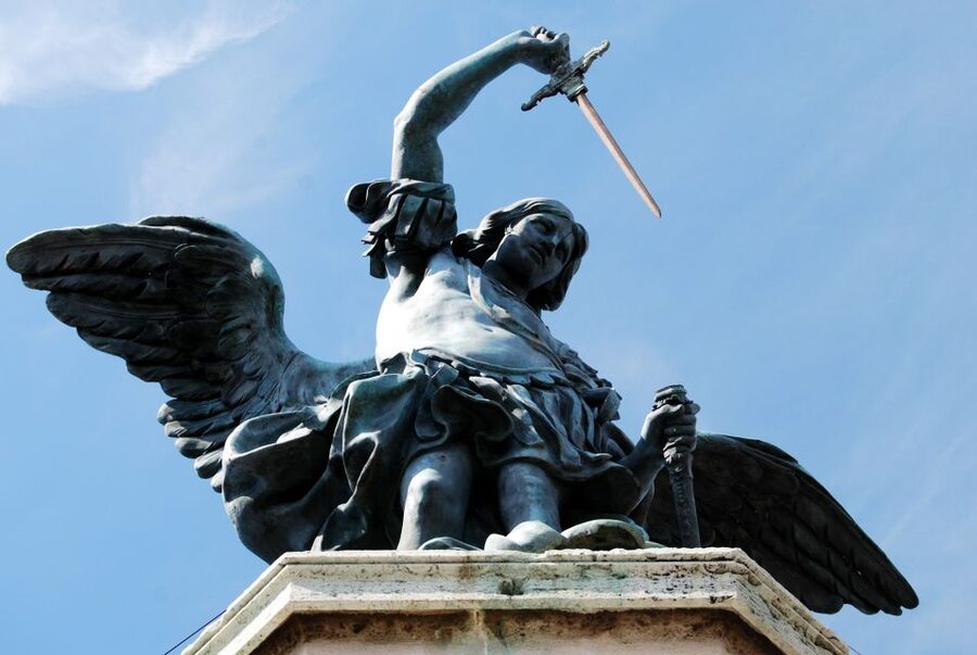 Rome: Small Group Guided Tour of Castel Sant'Angelo - Hadrian’s Tomb: Fortified Corridors and the Big Story