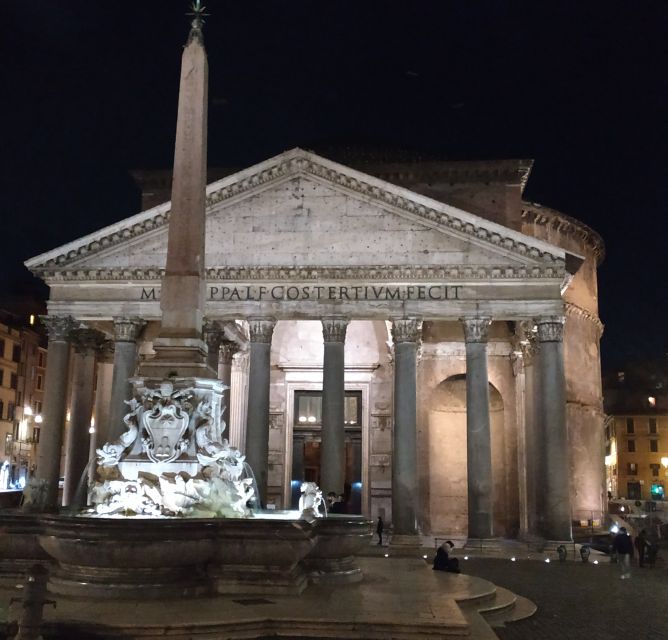 Rome: Spanish Steps, Trevi, Navona and Pantheon Sunset Tour - Piazza Navona at night, and the Four Rivers fountain