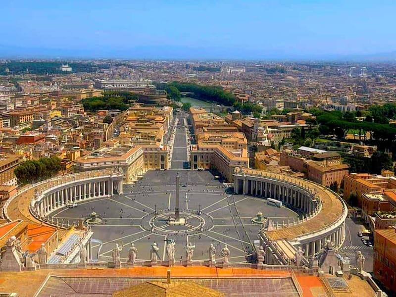 Rome: St. Peter's Basilica & Papal Tombs Tour with Dome - First stop: St. Peter’s Square, the Obelisk, and Bernini’s visual tricks