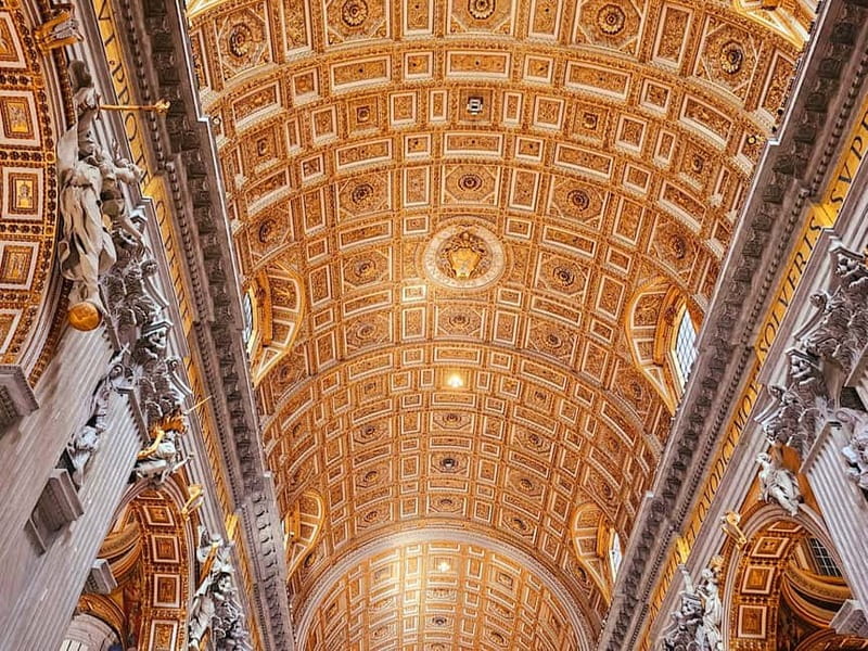 Rome: St. Peter's Basilica & Papal Tombs Tour with Dome - Languages, group style, and the kind of guide you want