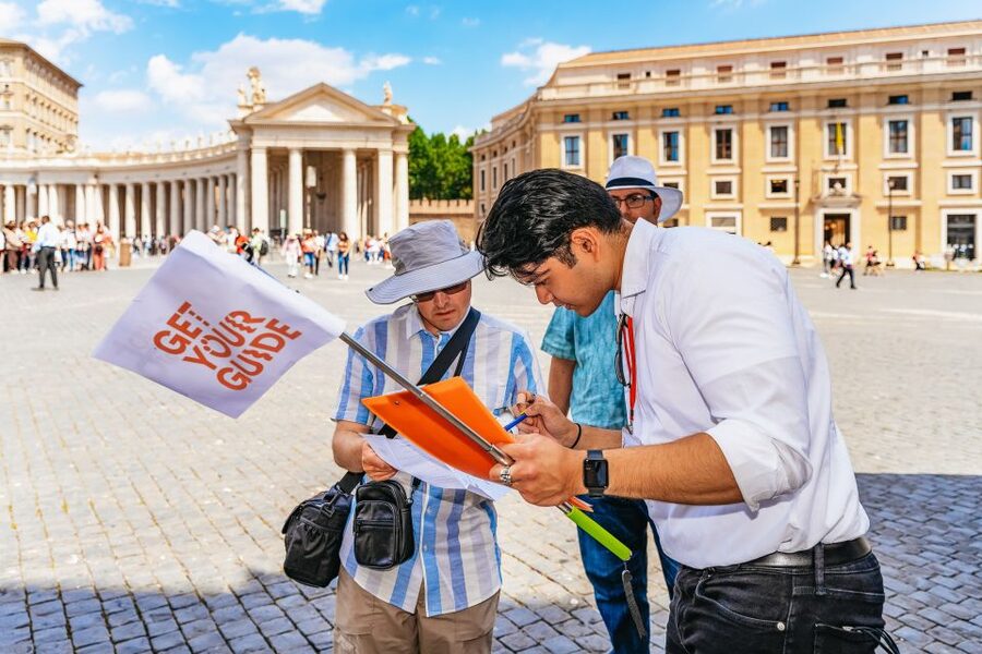 Rome: St. Peter's Basilica, Square and Grottoes Guided Tour - Dress Code and Security Checks You Can’t Ignore
