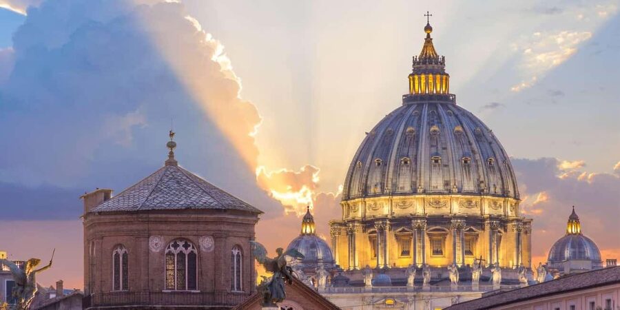 Rome: St. Peter's Basilica & Vatican Grottoes Guided Tour - Key Things You’ll Notice
