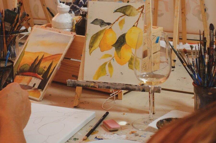 Rome: Tipsy Painting Class with Fine Wine and Arts - Unlimited Wine, With a Social Rhythm