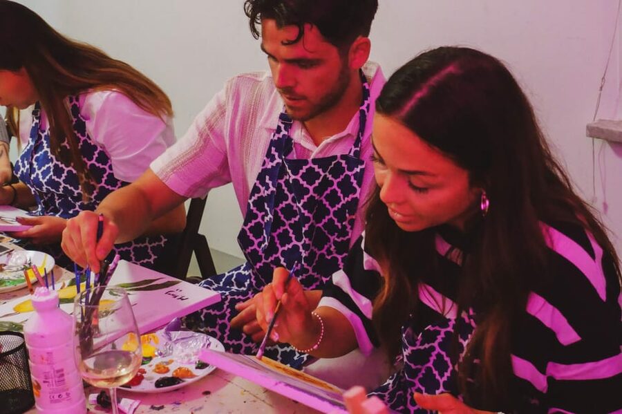 Rome: Tipsy Painting Class with Fine Wine and Arts - Painting Rome Landmarks, Not Just Colored Practice