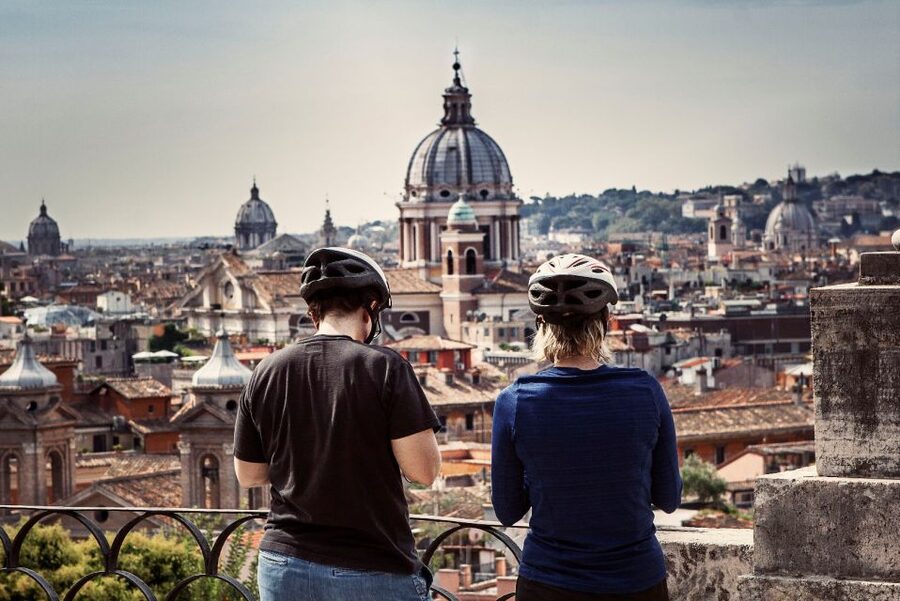 Rome: Top Highlights & Hidden Gems Tour by Cannondale E-Bike - Colosseum and Roman Forum: the headline stops, timed for sanity